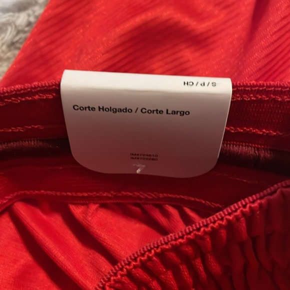 Nike‎ Women's Red Drawstring Pull on Basketball Shorts Size Small Loose Fit New - Picture 4 of 7